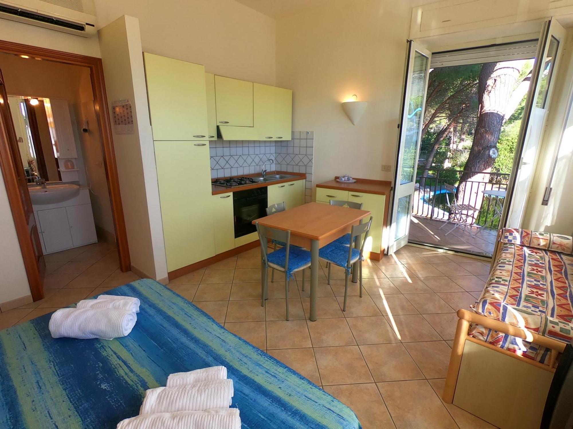 Villa Emilia Appartments Cala Gonone Exterior photo